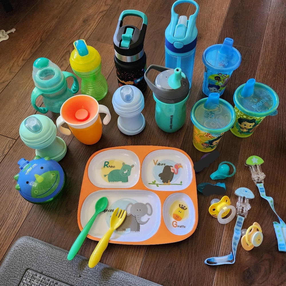Boys sippy cup and feeding lot